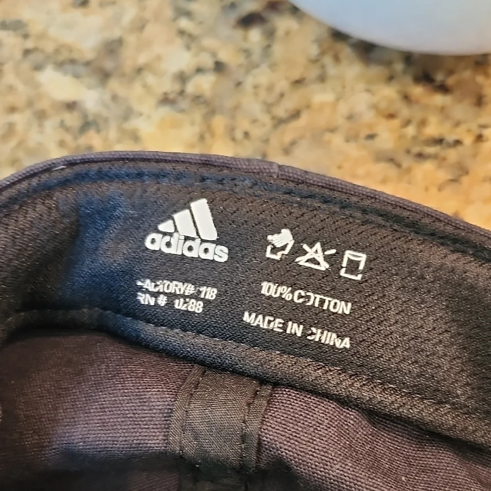 Adidas Classic Black‎ Cap